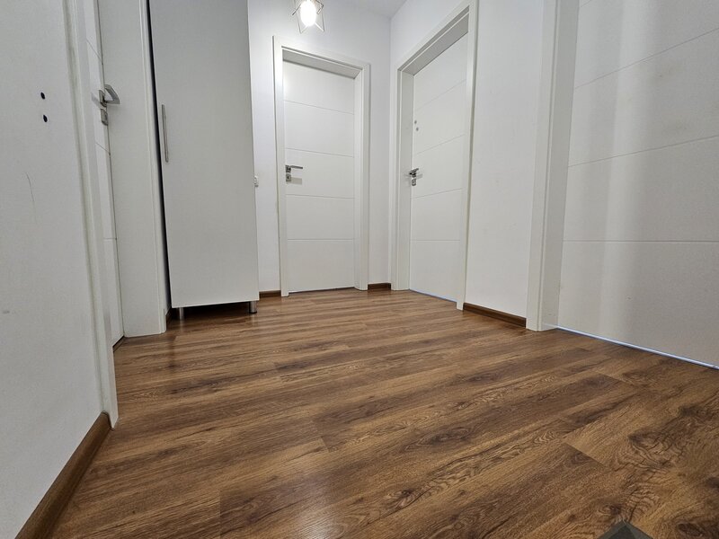 Comuna Berceni, Strada Intre Vii,