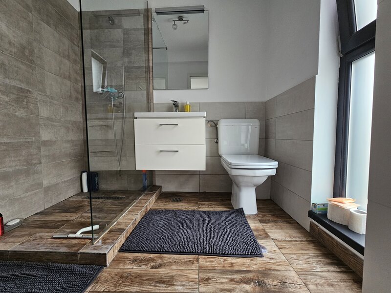 Comuna Berceni, Strada Intre Vii,